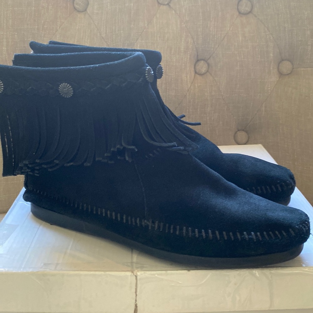 Minnetonka Fringe boots